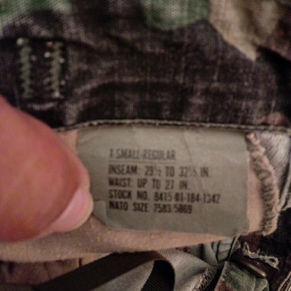 2 Army Pants  (VINTAGE) - Picture 5 of 6